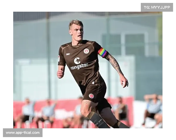 圣保利引进日本中卫安藤智哉，提升三中卫体系灵活性